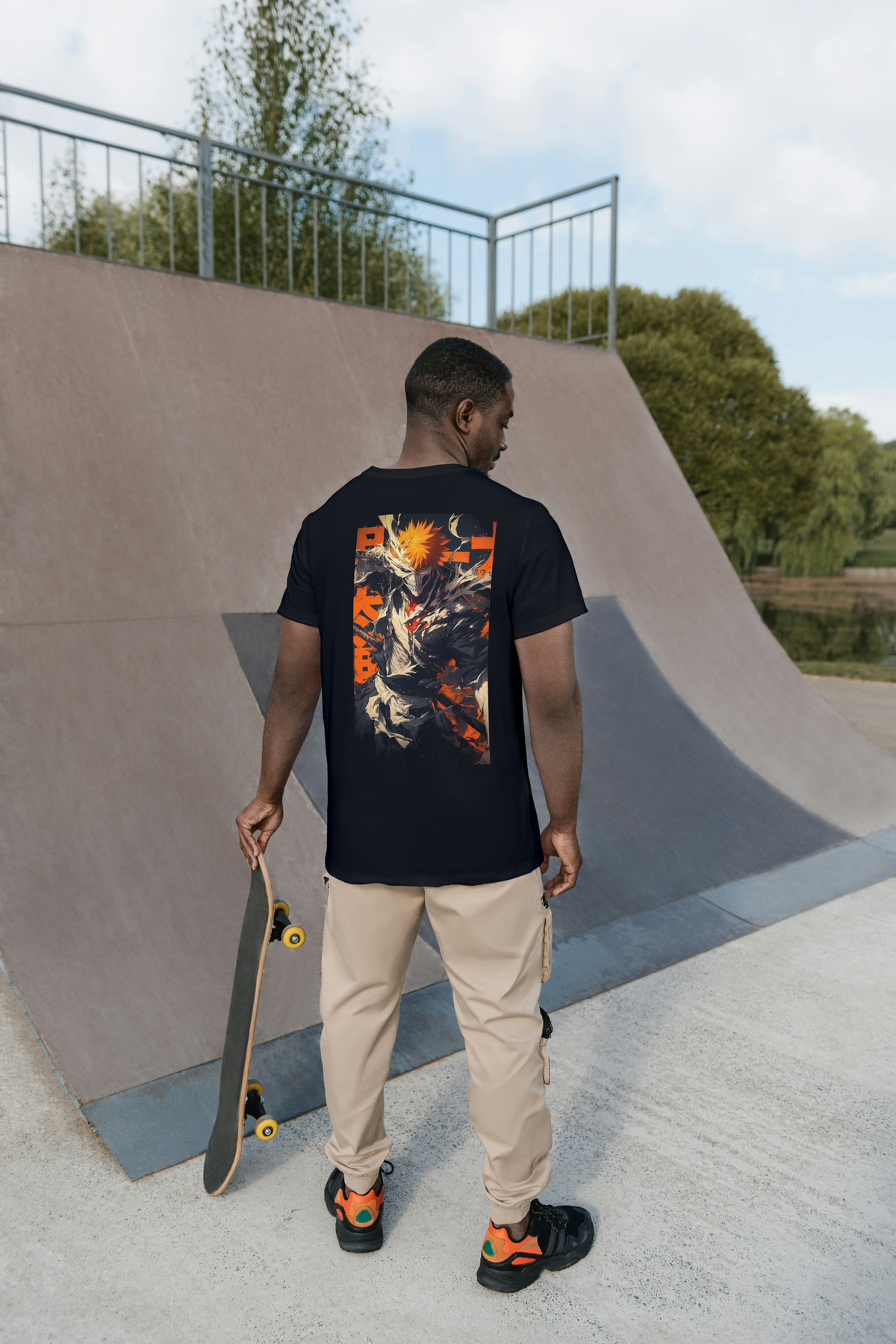 Ichigo Kurosaki Bleach black T-shirt back model