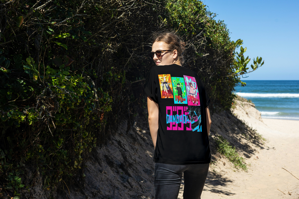 Dandadan Dandadan black T-shirt back model